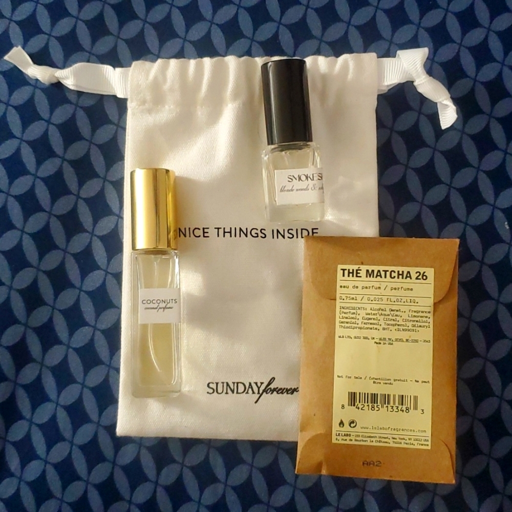 Perfume sampler bundle